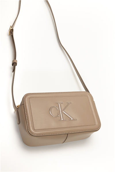 Calvin Klein Bold CK Camera Bag Kadın Mini Omuz Çantası