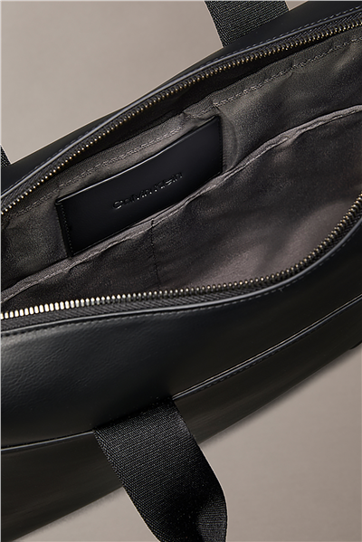 Calvin Klein Bold Ck Commuter Erkek Bilgisayar Çantası