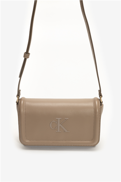 Calvin Klein Bold CK Flap Crossbody Kadın Mini Omuz Çantası