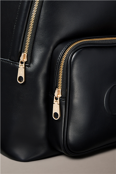 Calvin Klein Bold Ck Kadın Sırt Çantası