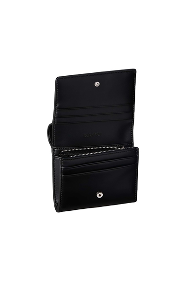 Calvin Klein Bold CK Medium Bifold Kadın Cüzdan Siyah