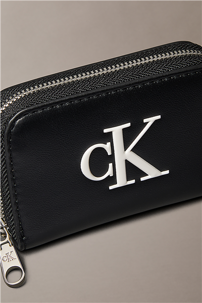 Calvin Klein Bold CK Medium Zip Around Kadın Cüzdan