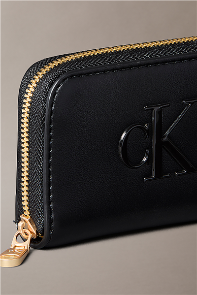 Calvin Klein Bold CK Medium Zip Around Kadın Cüzdan