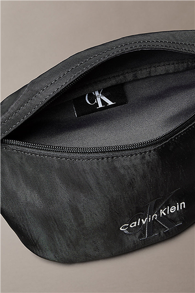 Calvin Klein Bold Waistbag Erkek Bel Çantası Siyah