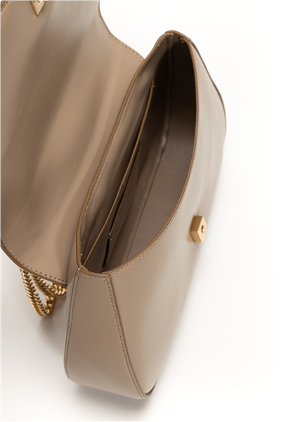 Calvin Klein CK Conv Chain Brushed Medium Bag Kadın Mini Omuz Çantası