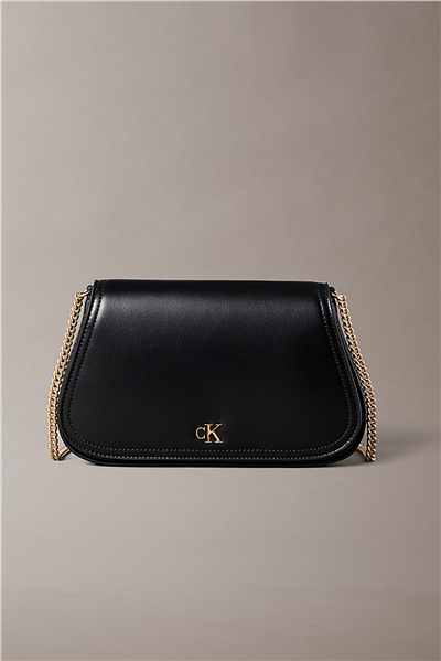 Calvin Klein Ck Curved Wallet On Kadın Cüzdan