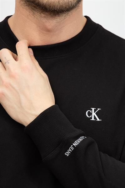 Calvin Klein Ck Essential Reg Cn Erkek Bisiklet Yaka Sweatshirt