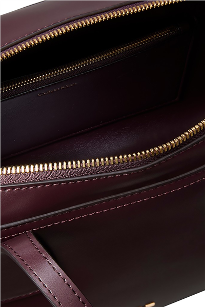Calvin Klein Ck Medium Bowling Bag Kadın Mini Omuz Çantası Siyah