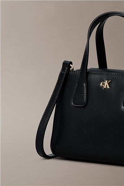 Calvin Klein Ck Mini Tote Crossbo Kadın Mini Omuz Çantası