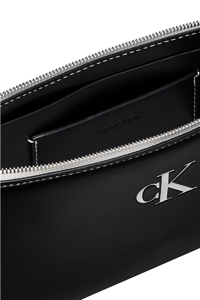 Calvin Klein Contrast Ck Convertible Pouch Kadın Mini Omuz Çantası Siyah
