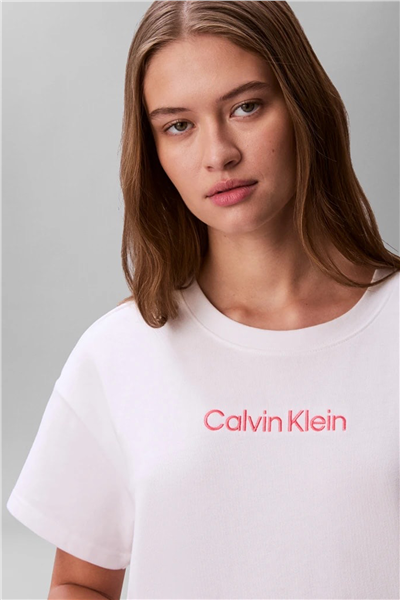 Calvin Klein Cropped Tee Kadın Crop T-Shirt Beyaz
