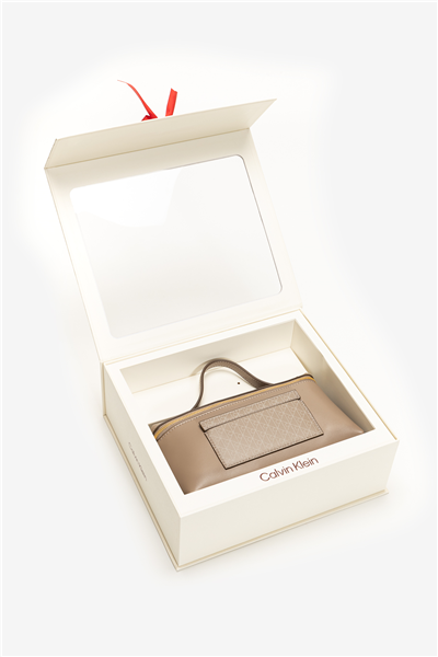 Calvin Klein Emblem Aop Beauty Case Giftset Kadın Makyaj Çantası