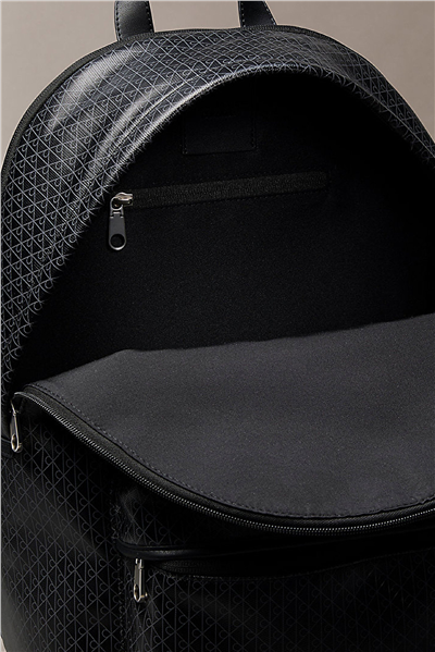 Calvin Klein Emblem Aop Coated Canvas Campus Erkek Sırt Çantası Siyah