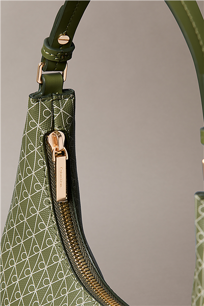 Calvin Klein Emblem Aop Conv Kadın Mini Omuz Çantası