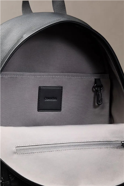 Calvin Klein Emblem Aop Deboss Round Backpack Erkek Sırt Çantası Siyah