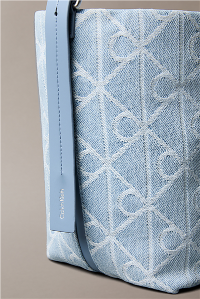 Calvin Klein Emblem Aop Denim Buc Kadın Omuz Çantası