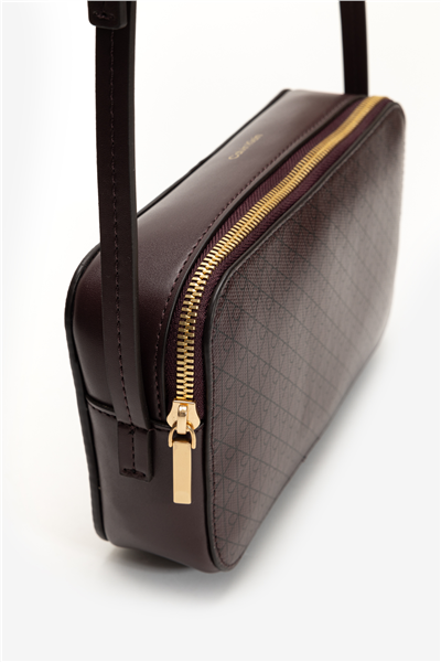 Calvin Klein Emblem Aop Elongated Camera Bag Kadın Mini Omuz Çantası