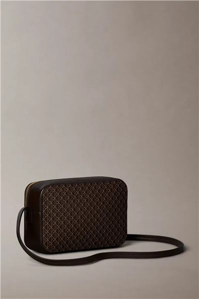 Calvin Klein Emblem Aop Elongated Camera Bag Kadın Mini Omuz Çantası