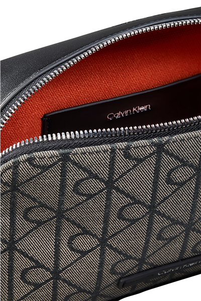 Calvin Klein Emblem Aop Jacquard Camera Bag Kadın Mini Omuz Çantası Yeşil