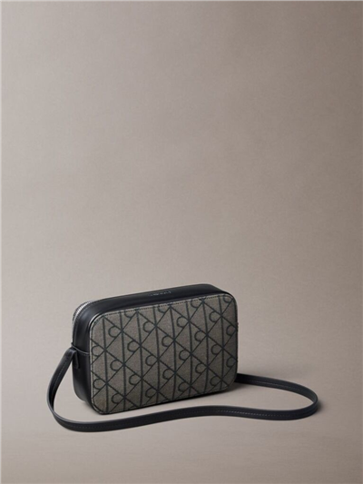 Calvin Klein Emblem Aop Jacquard Camera Bag Kadın Mini Omuz Çantası Yeşil