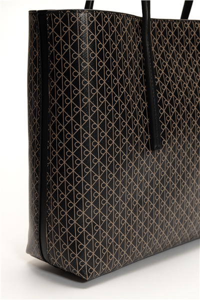 Calvin Klein Emblem Aop Kadın Mini Omuz Çantası