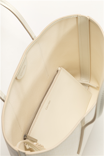 Calvin Klein Emblem Aop Kadın Mini Omuz Çantası