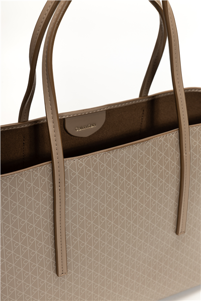 Calvin Klein Emblem Aop Kadın Mini Omuz Çantası