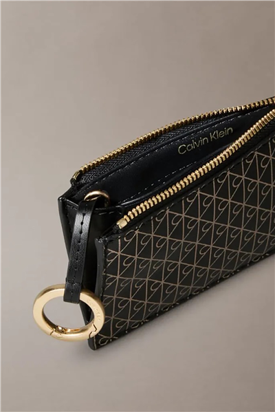 Calvin Klein Emblem Aop Top Zip Cardcase Kadın Kartlık Siyah
