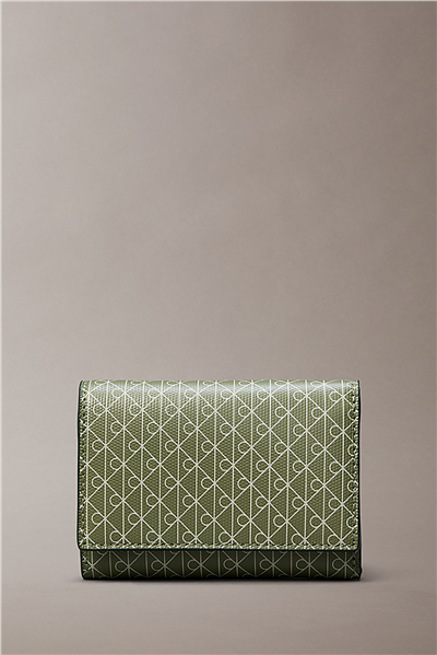 Calvin Klein Emblem Aop Trifold W/ Zip Pocket Kadın Kartlık