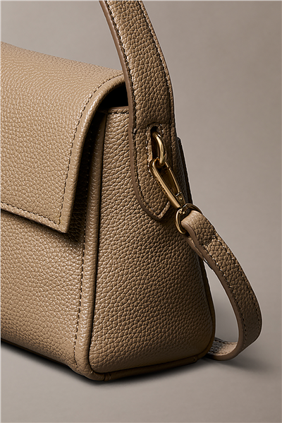 Calvin Klein Emblem Hw Pebble Sho Kadın Omuz Çantası