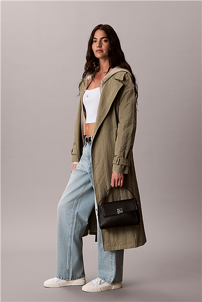 Calvin Klein Emblem Hw Pebble Sho Kadın Omuz Çantası