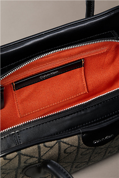 Calvin Klein Emblem Trio Jacquard Shoulder Ba Kadın Omuz Çantası