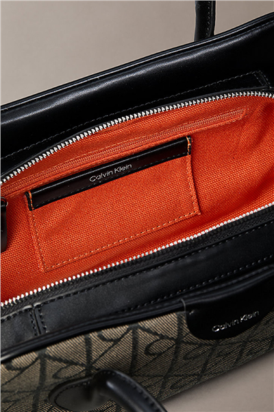 Calvin Klein Emblem Trio Jacquard Shoulder Ba Kadın Omuz Çantası