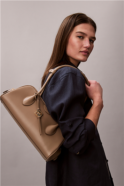 Calvin Klein Emblem Trio Shoulder Kadın Omuz Çantası