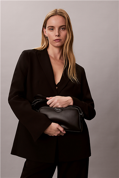 Calvin Klein Emblem Trio Top Hand Kadın Mini Omuz Çantası