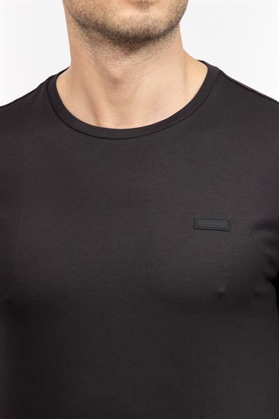 Calvin Klein Erkek Bisiklet Yaka T-Shirt Siyah