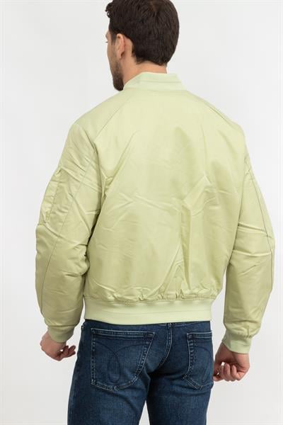 Calvin Klein Erkek Mont