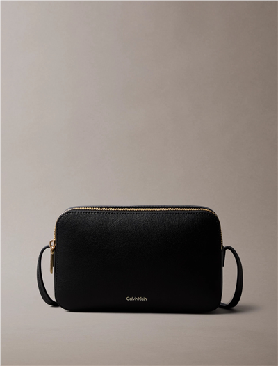 Calvin Klein Foil Logo Elongated Camera Bag Kadın Mini Omuz Çantası Çok Renkli