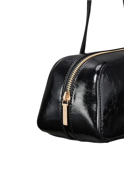 Calvin Klein Foil Logo Glossy Bauletto Kadın Omuz Çantası Siyah