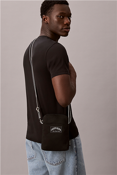 Calvin Klein Graphic Capsule Repo Erkek Reporter Çanta