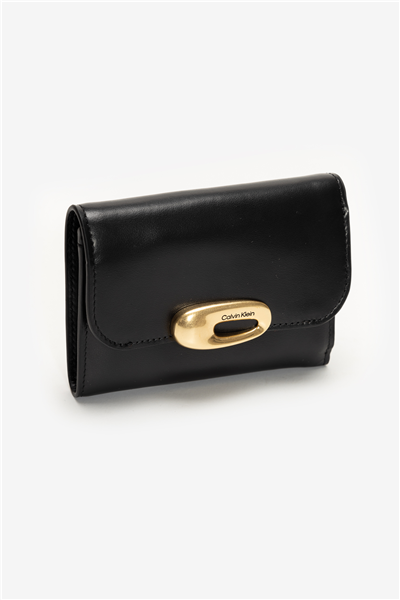 Calvin Klein Hardware Trifold With Zip Pocket Kadın Cüzdan