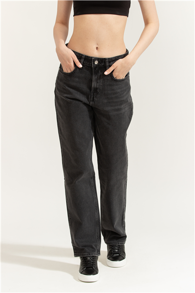 Calvin Klein High Rise Straight M Kadın Jean Pantolon