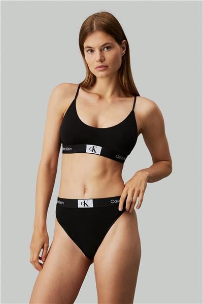 Calvin Klein High Waist Brazilian Kadın Tekli Külot