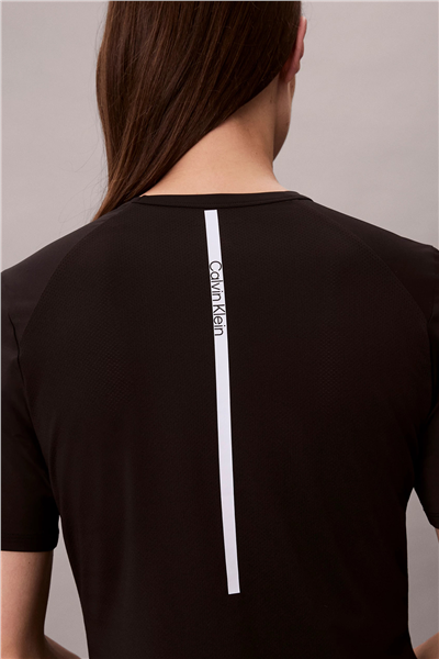Calvin Klein Icon Sport Actıve Ss Tee Kadın Bisiklet Yaka T-Shirt Siyah