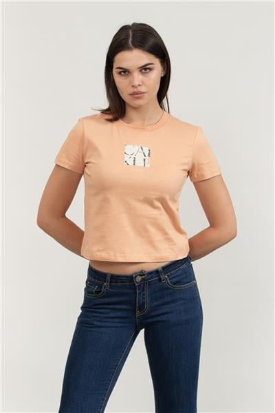 Calvin Klein Kadın Bisiklet Yaka T-Shirt