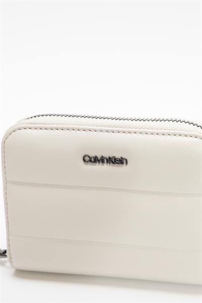 Calvin Klein Kadın Cüzdan Gri