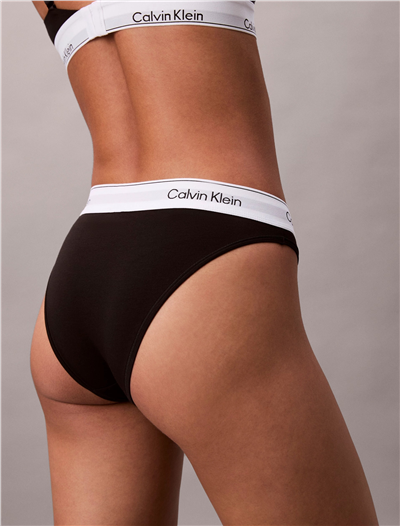 Calvin Klein Kadın High Leg Tanga Külot Siyah
