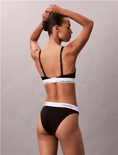 Calvin Klein Kadın High Leg Tanga Külot Siyah