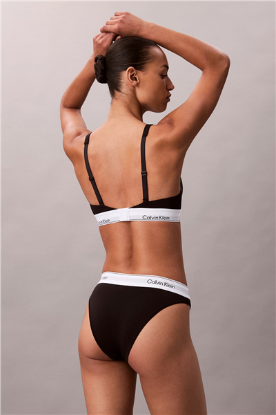 Calvin Klein Kadın High Leg Tanga Külot Siyah