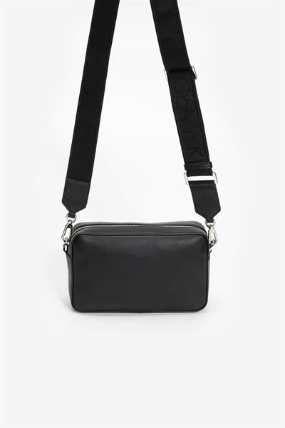 Calvin Klein Kadın Mini Omuz Çantası